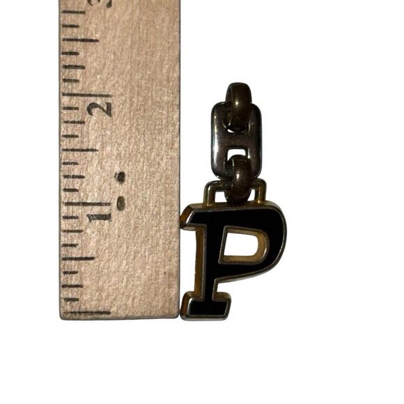 Vintage SWIB 1979 Letter P Charm Keychain Purdue Style Boilermakers Initial IN - Picture 4 of 4